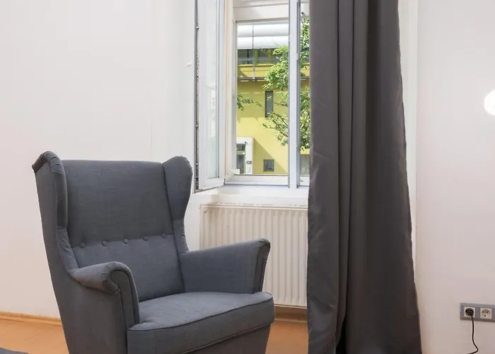 Austrian Vintage In Landstrasse Mitte Apartment Wien